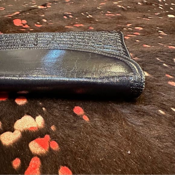 Vintage Debonair Roystone navy blue envelope style clutch - Picture 6 of 14